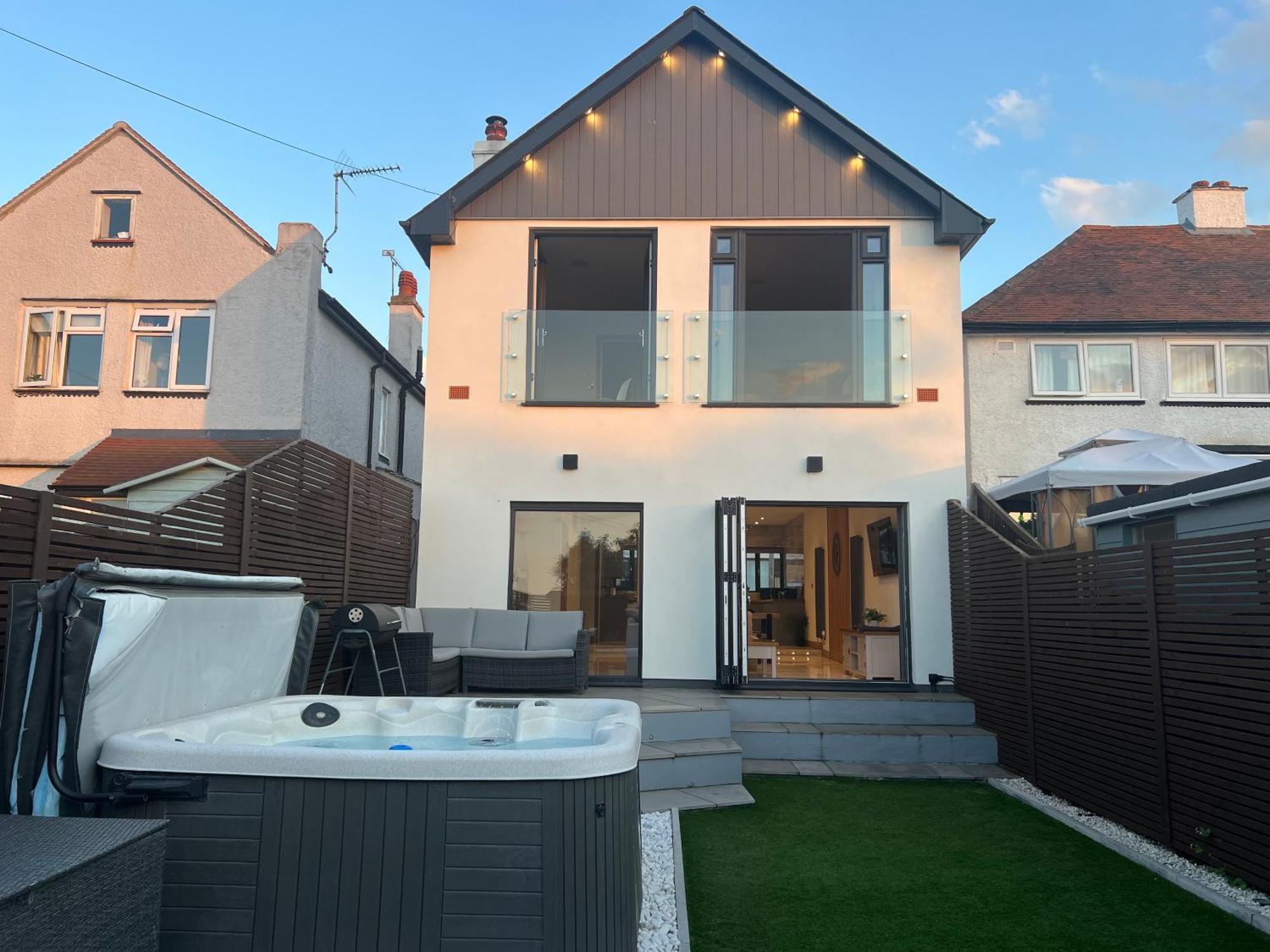 Broadway Beach Home With Hot Tub Herne Bay Exterior foto