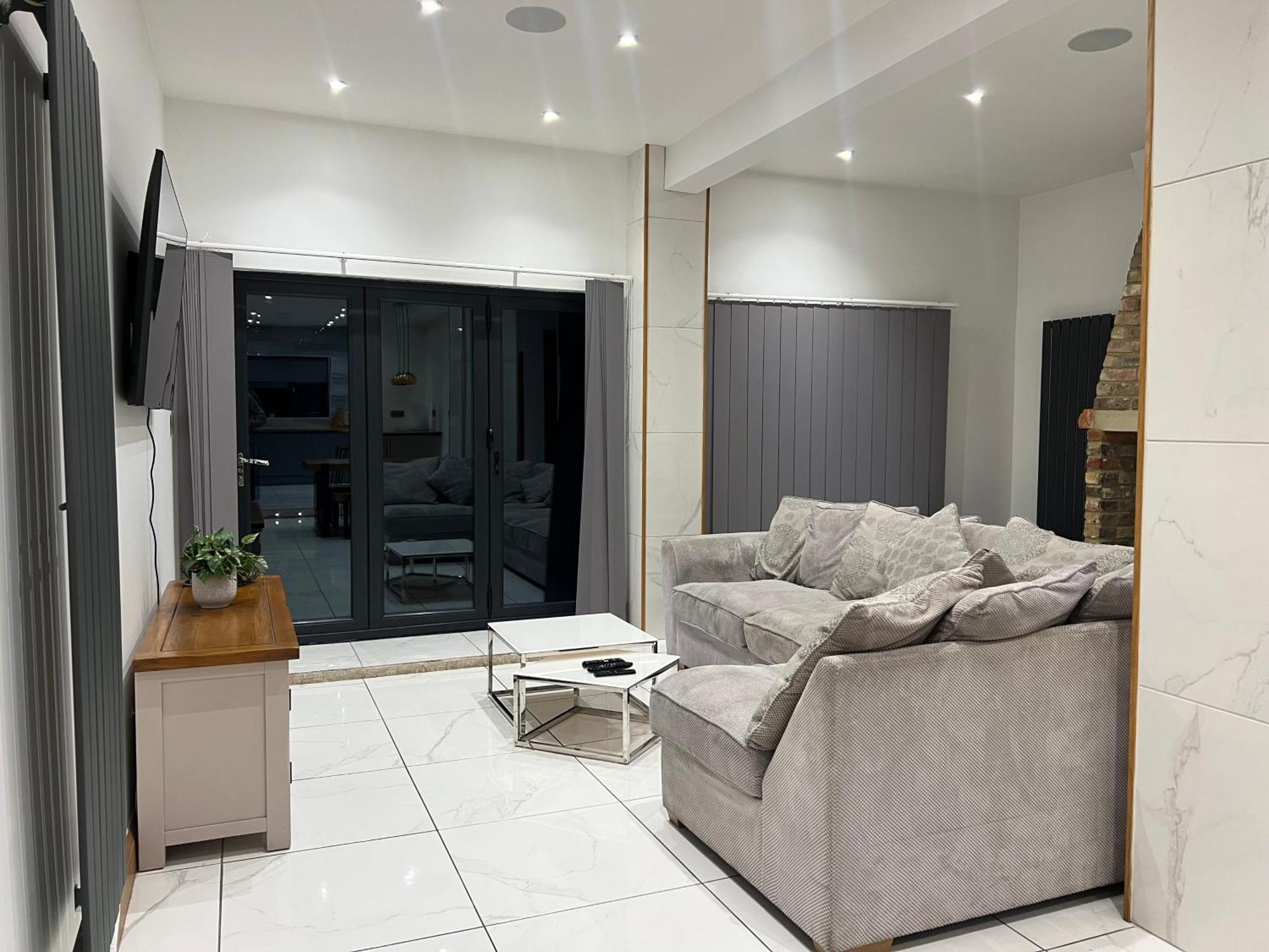 Broadway Beach Home With Hot Tub Herne Bay Exterior foto