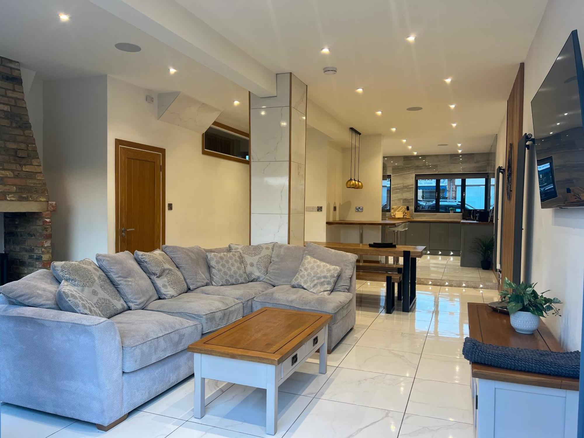 Broadway Beach Home With Hot Tub Herne Bay Exterior foto